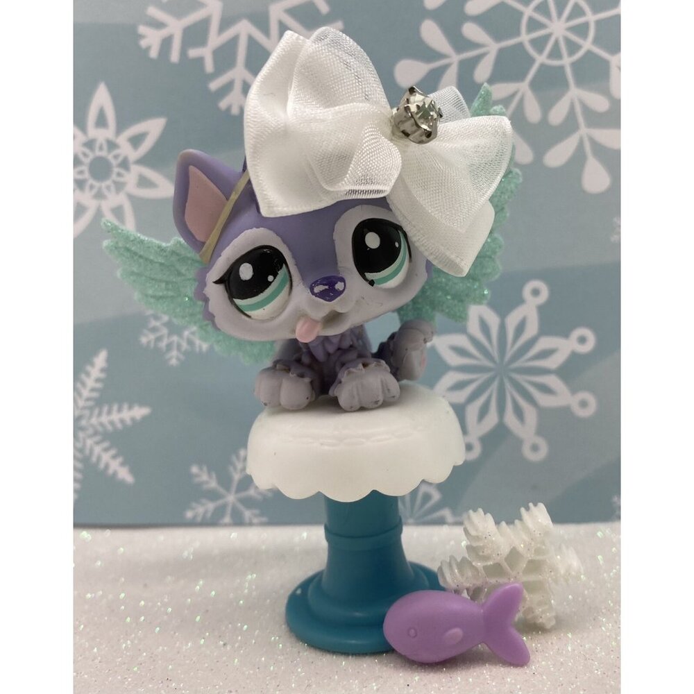 Authentic Littlest Pet Shop # 1810 Purple Baby Husky Puppy Blue Eyes